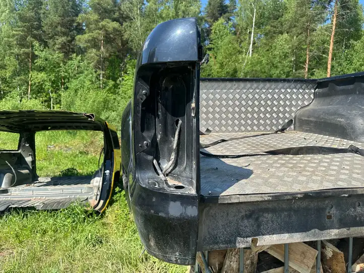 Volkswagen Amarok (2010 - ) Кузов — фото 9
