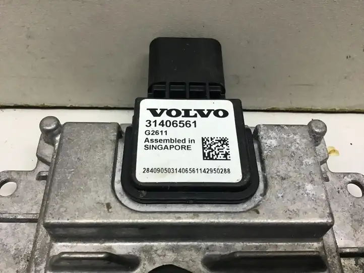 Volvo XC60 (2013 - 2017) 31406561 Радар контроля слепых зон — фото 3