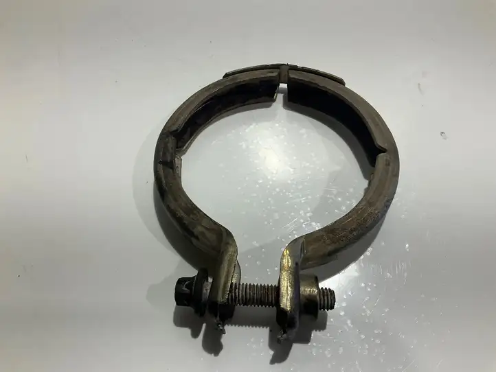 Mercedes-Benz ML W164 (2005 - 2011)   Соединение глушителя