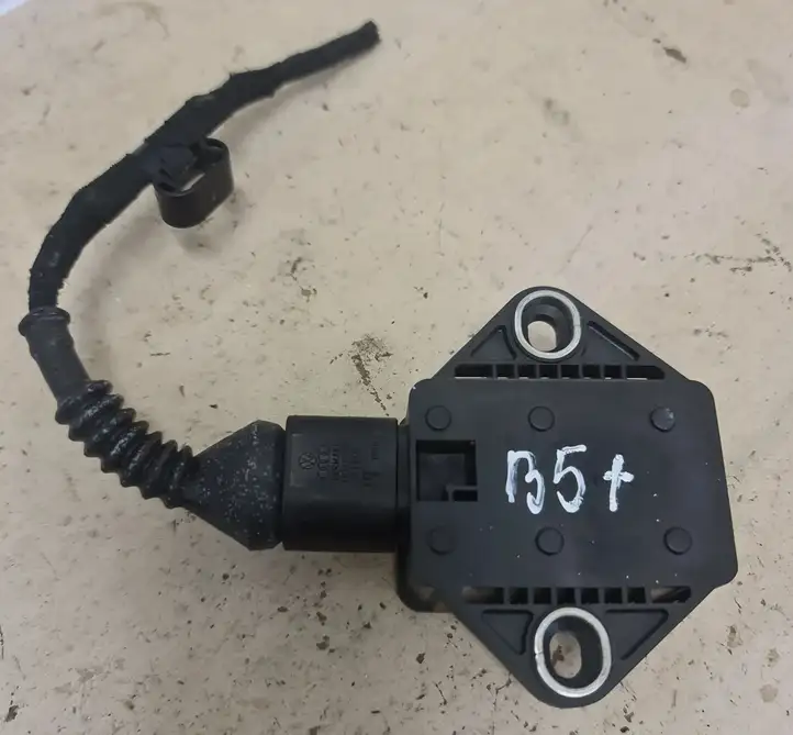 Volkswagen PASSAT B5.5 (2001 - 2005)   Датчик ESP (системы стабильности) (датчик курсовой устойчивости))