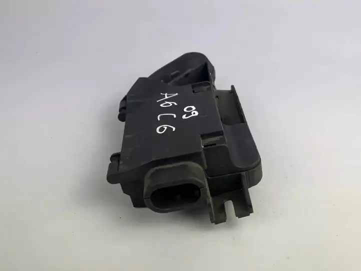 Audi A6 S6 C6 4F (2004 - 2008) 4F0971812A Плюсовой провод аккумулятора — фото 3