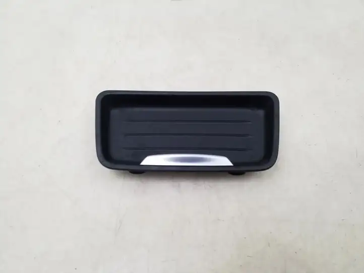 BMW 3 F30 F35 F31 (2012 - 2018) 9232068 Прочие детали салона — фото 1