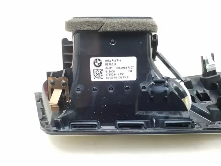 BMW 2 F45 (2014 - 2021) 9262955 Центральный воздушный дефлектор — фото 6