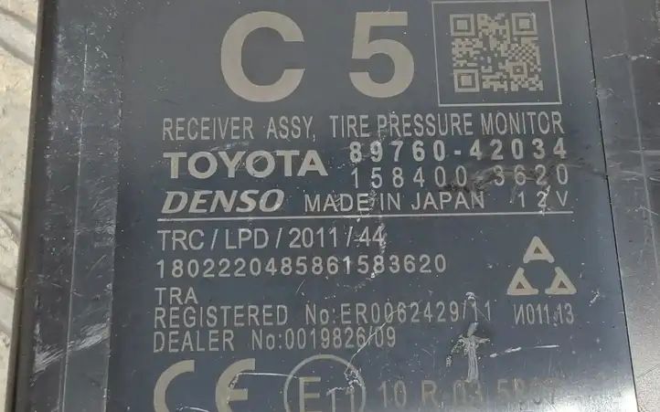 Toyota RAV 4 (XA40) (2012 - 2018) 8976042034 Блок управления TPMS — фото 2