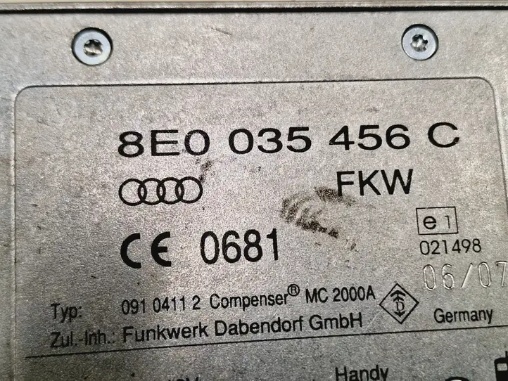 Audi A4 S4 B7 8E 8H (2004 - 2009) 8E0035456C Усилитель антенны — фото 2