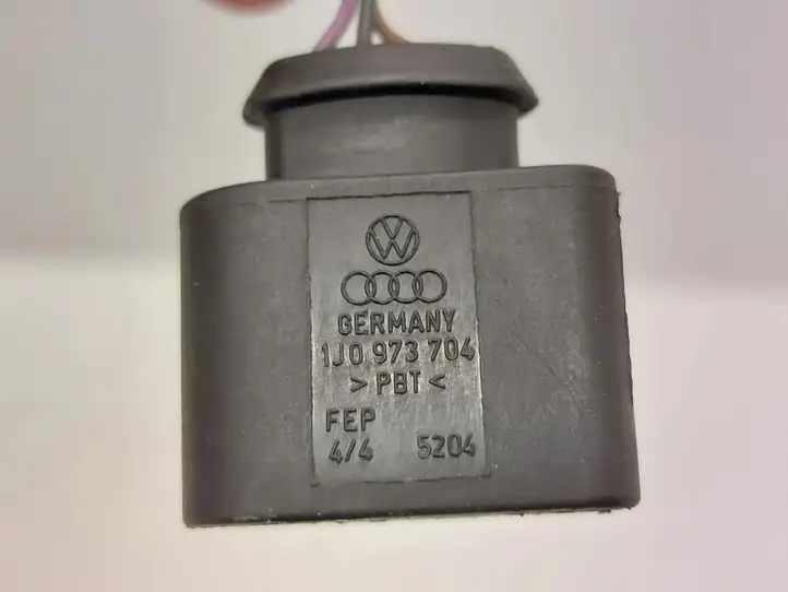 Volkswagen PASSAT B8 (2015 - ) 1J0973704 Прочая электропроводка — фото 4
