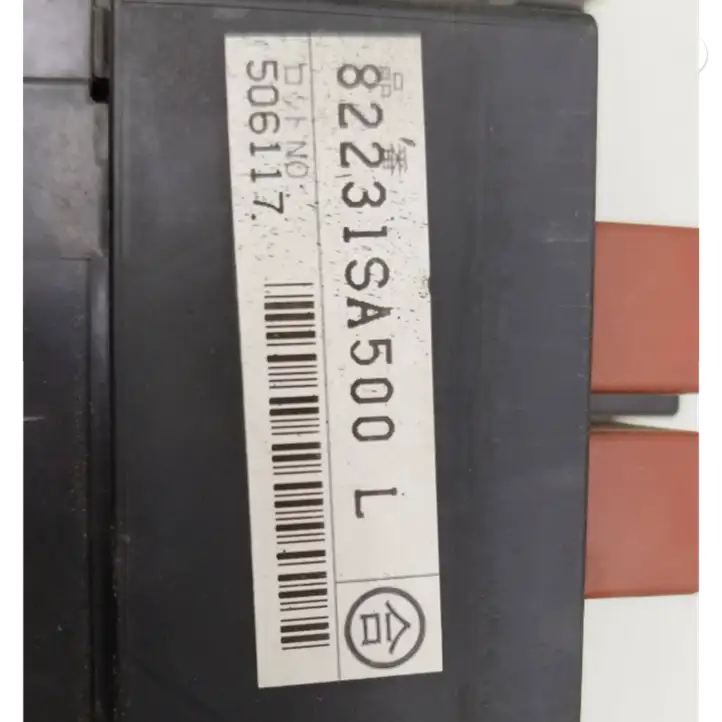 Subaru Forester SG (2006 - 2008) 82231SA500 Блок предохранителей — фото 4