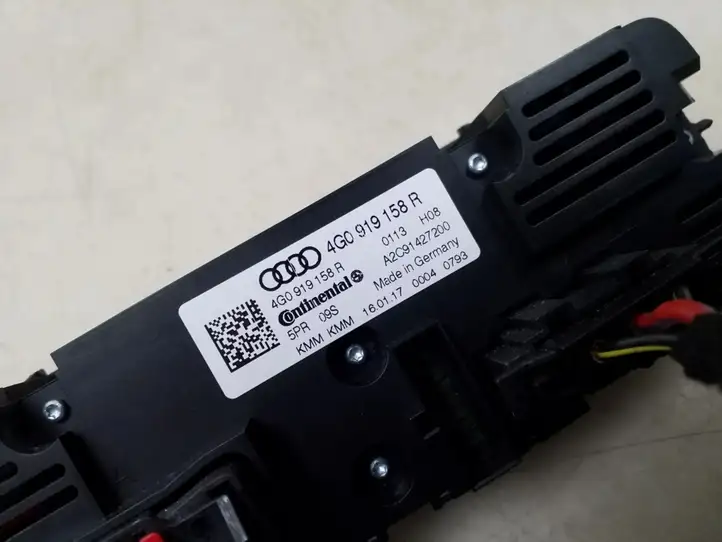 Audi A6 C7 (2014 - 2018) 4G0919158R Блок управления кондиционером — фото 4