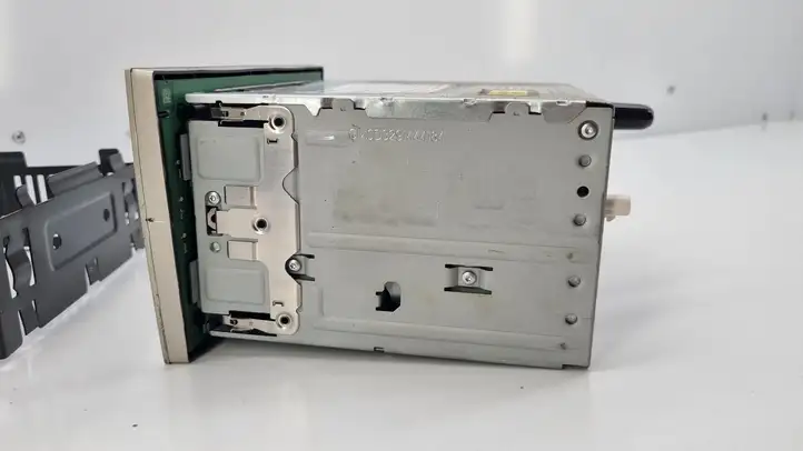 Opel Corsa D (2006 - 2010)  13289917 Радио/ проигрыватель CD/DVD / навигация