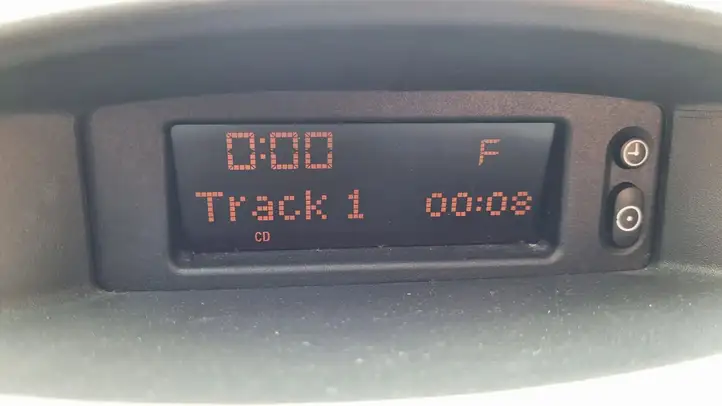 Opel Corsa D (2006 - 2010)  13289917 Радио/ проигрыватель CD/DVD / навигация