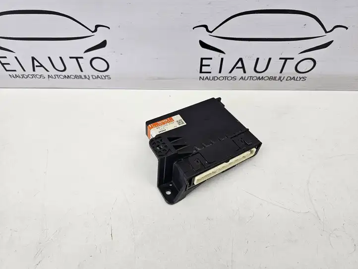 Toyota Auris 150 (2006 - 2012) 8865002430 Модуль управления кондиционером — фото 1