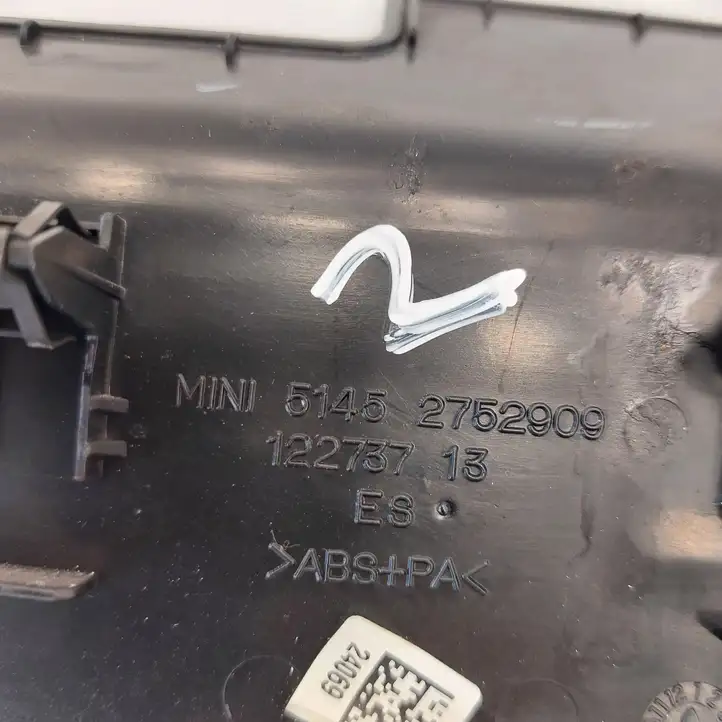 Mini (2011 - 2016) 2752909 Прочие детали салона — фото 2