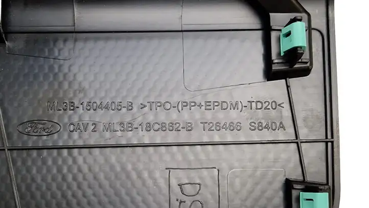 Ford F150 (2020 - ) ML3B1504405 Накладка центрального динамика — фото 3