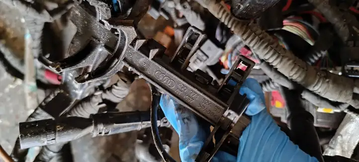 Audi A6 C7 (2011 - 2014) 4g2971072 Проводка двигателя — фото 2