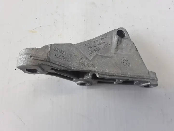 BMW 3 F30 F35 F31 (2012 - 2018) 7810698 Кронштейн топливного насоса — фото 1