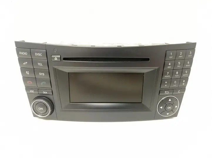 Mercedes-Benz CLS C219 (2003 - 2011) A2118705894 Магнитола / мультимедийная система — фото 1