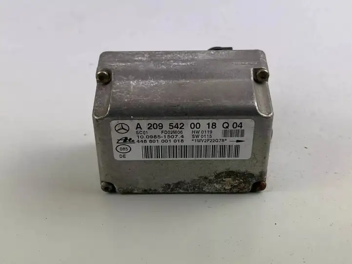 Mercedes-Benz C W203 (2000 - 2007)  A2095420018 Датчик ESP (системы стабильности) (датчик курсовой устойчивости))