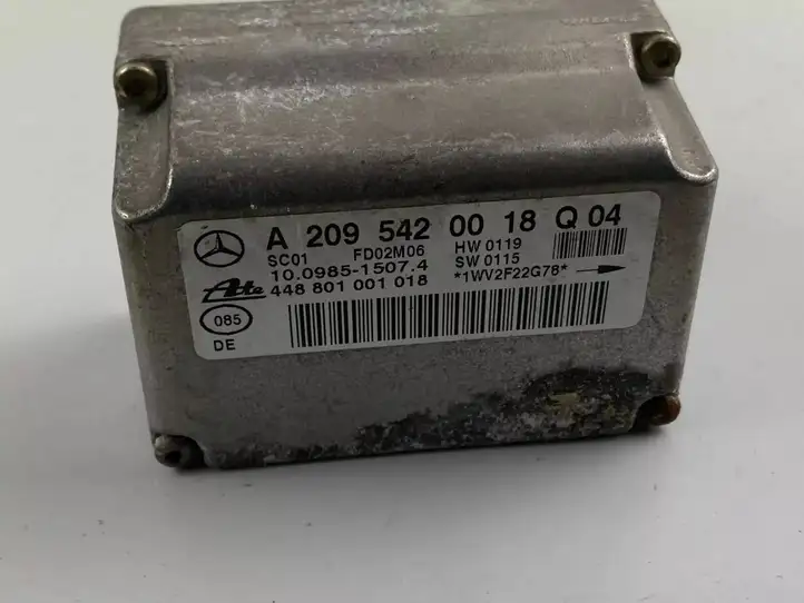 Mercedes-Benz C W203 (2000 - 2007)  A2095420018 Датчик ESP (системы стабильности) (датчик курсовой устойчивости))