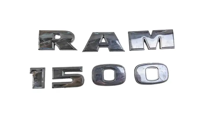 Dodge Ram (2008 - ) RAM1500 Эмблема модели на переднюю дверь — фото 1