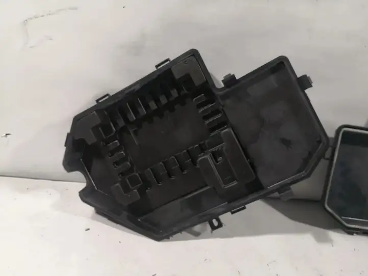 Audi A4 S4 B8 8K (2007 - 2011) 8E0035613 Кронштейн блока Bluetooth — фото 6