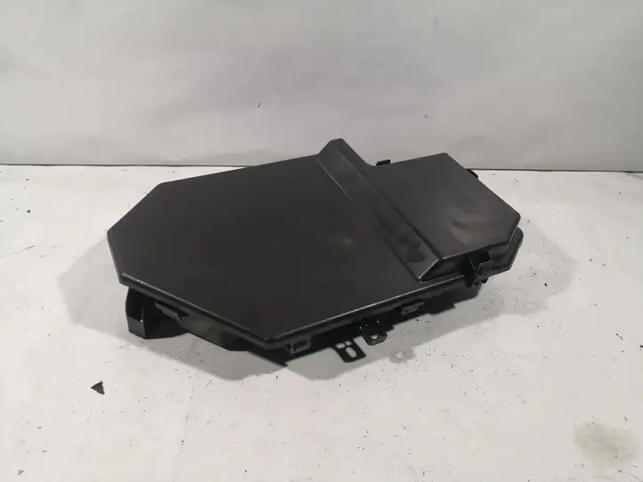 Audi A4 S4 B8 8K (2007 - 2011) 8E0035613 Кронштейн блока Bluetooth — фото 9