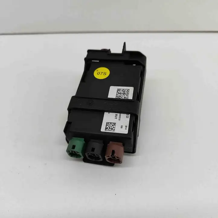 Volkswagen PASSAT B8 (2015 - ) 5Q0035953D USB модуль — фото 3