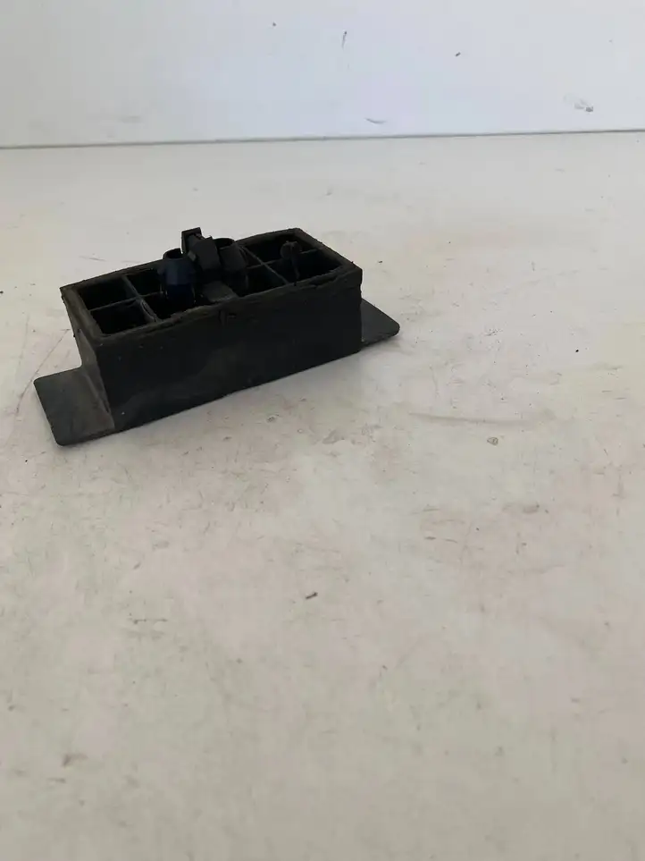 Audi A6 C7 (2011 - 2014) 4G0802845 Подушка домкрата — фото 1