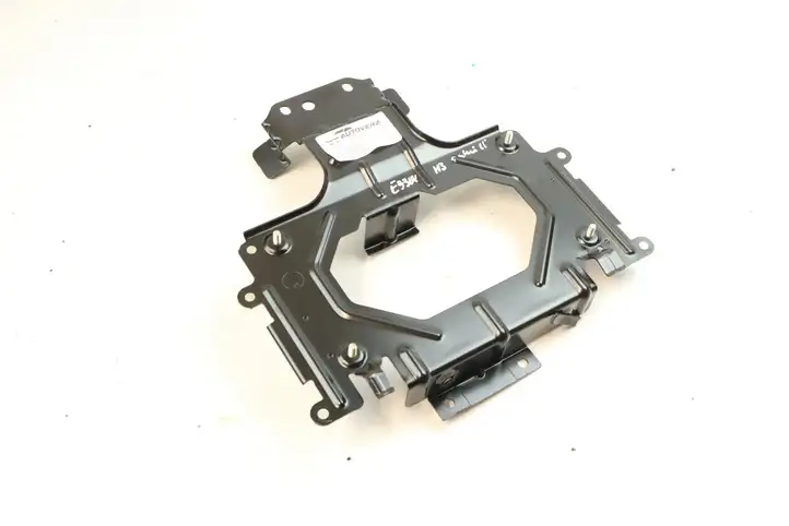 BMW 3 E92 E93 (2005 - 2014) 9135687 Кронштейн блока Bluetooth — фото 2