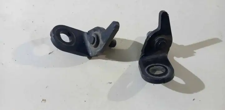 Tesla Model Y (2019 - 2024)   Крюк