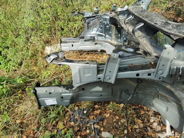 Cupra Formentor (2021 - ) Лонжерон кузова — фото 1