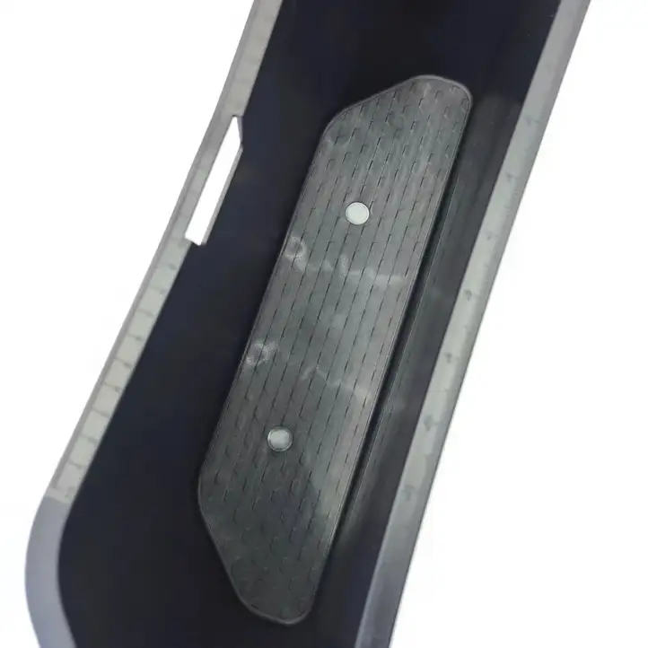 Dodge Ram (2018 - )  5YM16TX7AA Ящик для инструментов