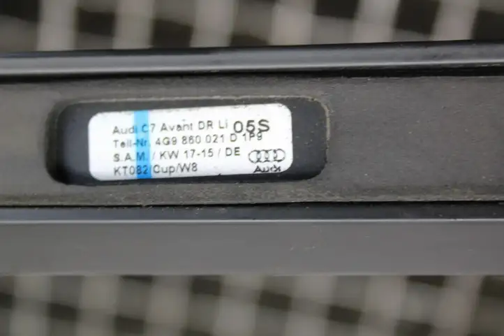 Audi A6 C7 (2014 - 2018) 4G9860022D Багажник на крыше — фото 2