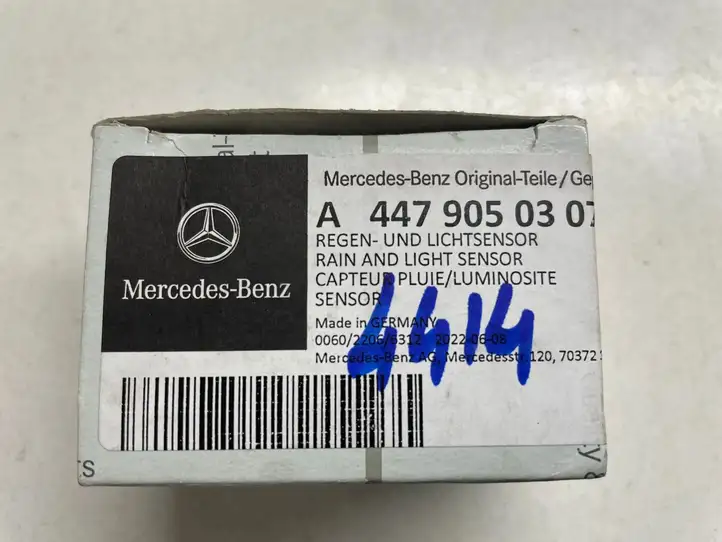 Mercedes-Benz Vito W447 (2014 - ) 4479050307 Датчик света — фото 2
