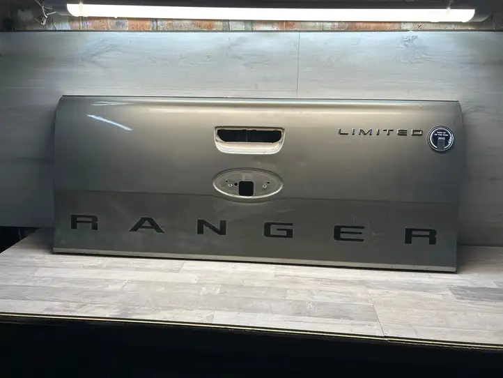 Ford Ranger (2011 - 2015) Крышка багажника — фото 1