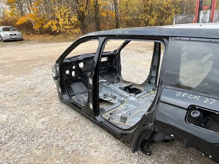 Jeep Grand Cherokee WL (2021 - ) Кузов — фото 3