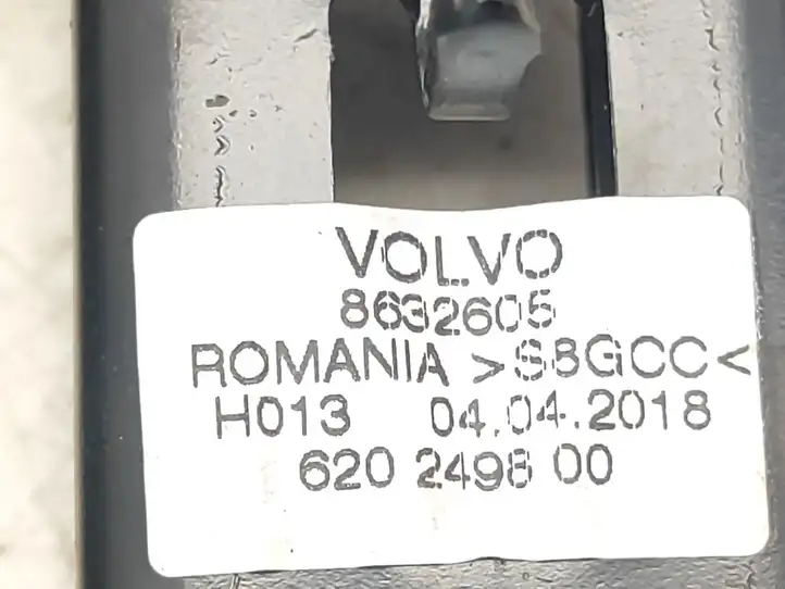Volvo XC40 (2017 - ) 8632605 Регулятор ремня безопасности — фото 7