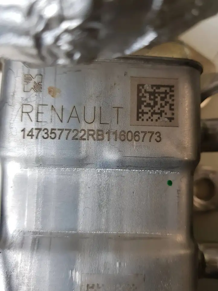 Renault Austral (2023 - ) 147357722R Охладитель клапана EGR — фото 5