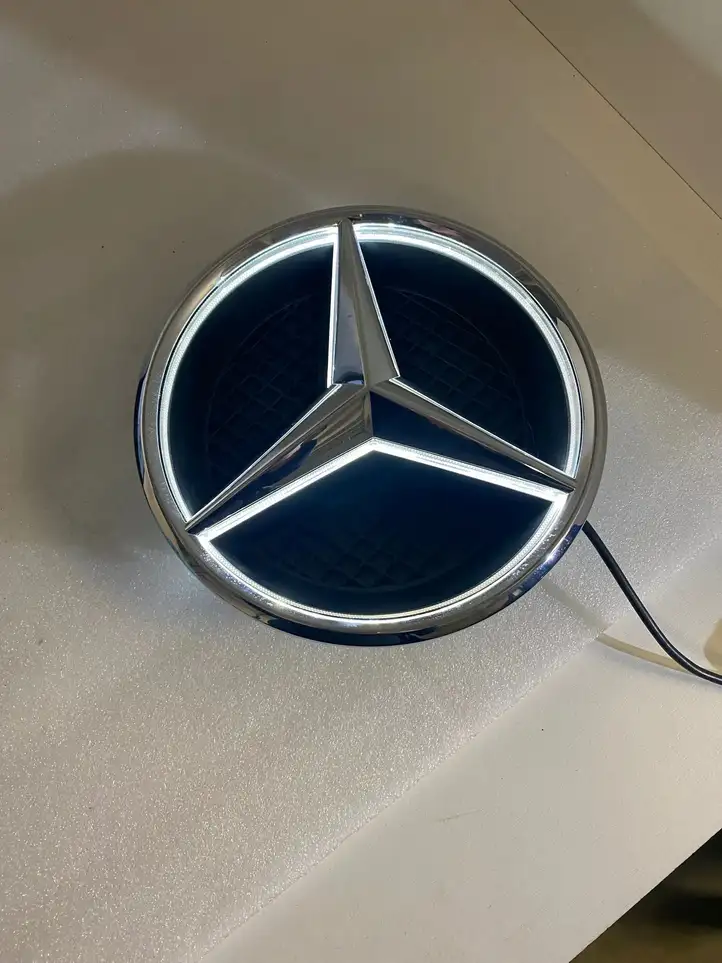 Mercedes-Benz GLE W166/C292 (2015 - 2019) A1668173000 Эмблемы и надписи — фото 1