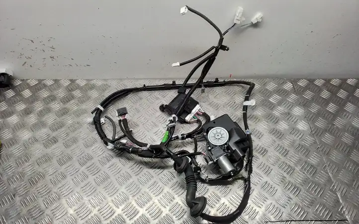Toyota RAV 4 (XA50) (2018 - ) 8922242101 Жгут проводов крышки багажника — фото 4
