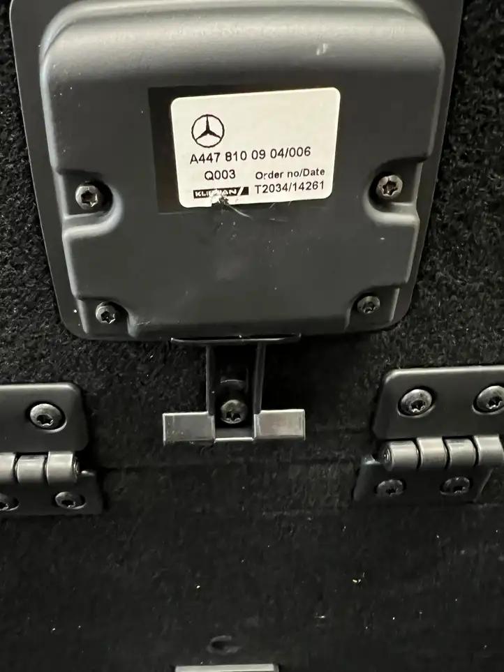 Mercedes-Benz Vito W447 (2014 - ) A4478100904 Перегородка органайзера — фото 3