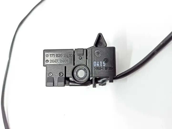 Mercedes-Benz SLK R171 (2005 - 2011) 1718202410 Кнопка управления крышей — фото 7