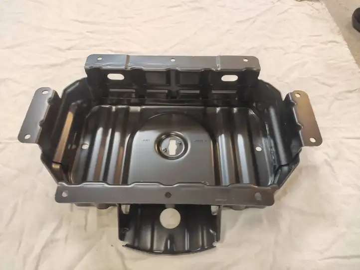 Volvo S60 (2018 - ) 31656857 Корпус аккумуляторной батареи — фото 5