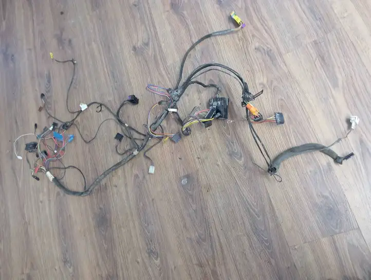 Volkswagen Transporter-Caravelle (1990 - 2003)  7D1971581N Проводка и кольцо подушки безопасности