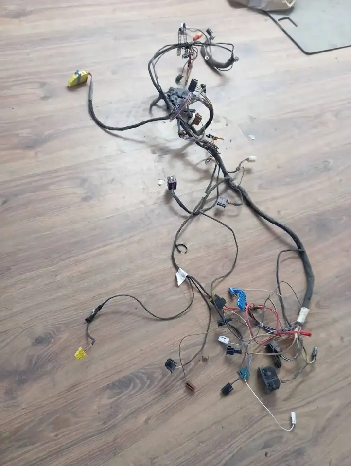 Volkswagen Transporter-Caravelle (1990 - 2003)  7D1971581N Проводка и кольцо подушки безопасности