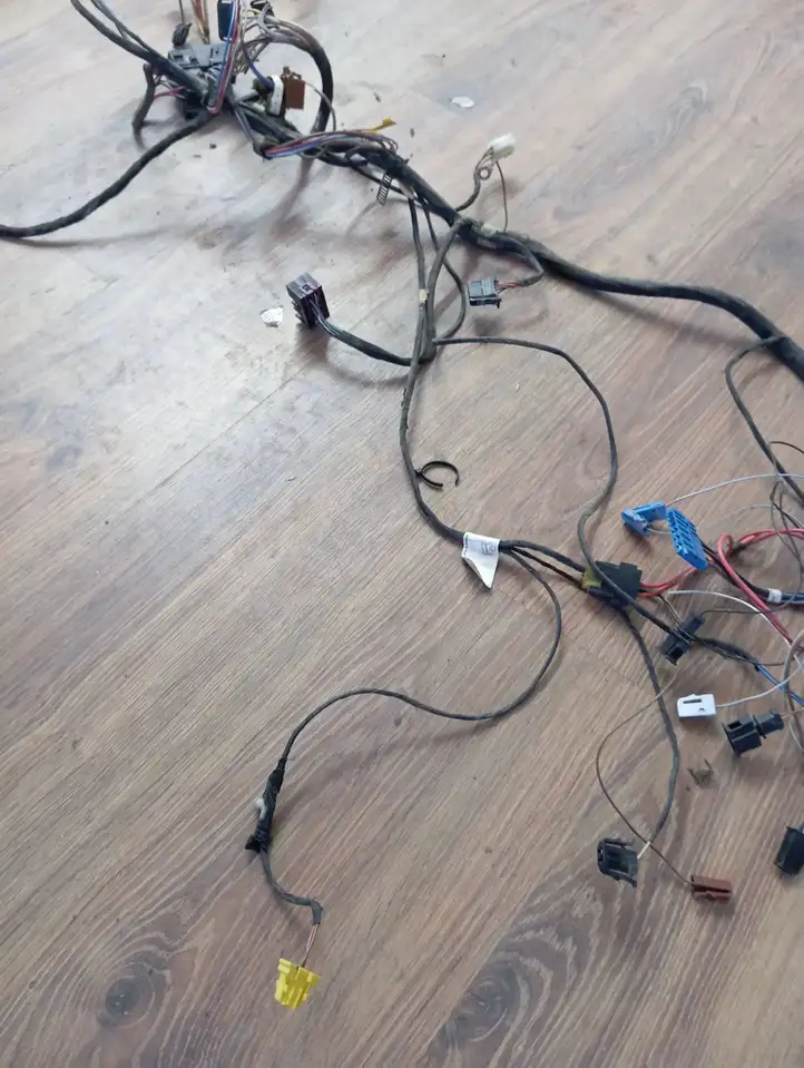 Volkswagen Transporter-Caravelle (1990 - 2003)  7D1971581N Проводка и кольцо подушки безопасности