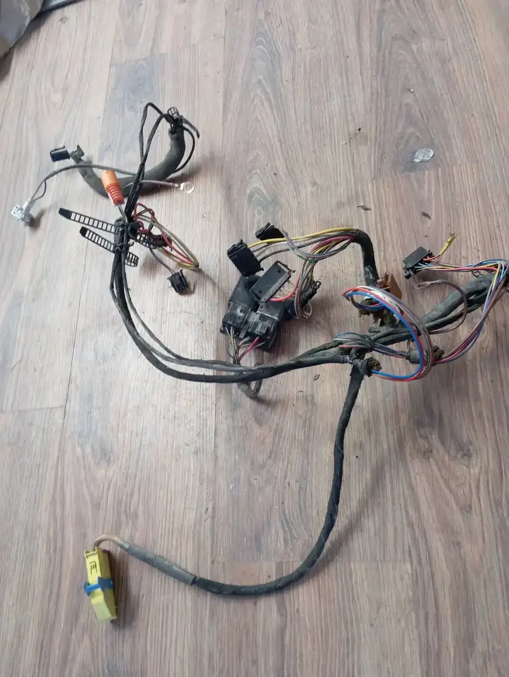 Volkswagen Transporter-Caravelle (1990 - 2003)  7D1971581N Проводка и кольцо подушки безопасности