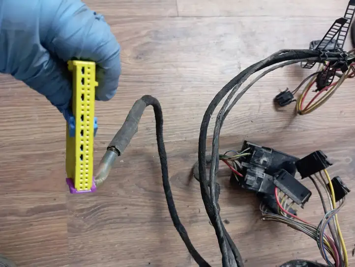 Volkswagen Transporter-Caravelle (1990 - 2003)  7D1971581N Проводка и кольцо подушки безопасности