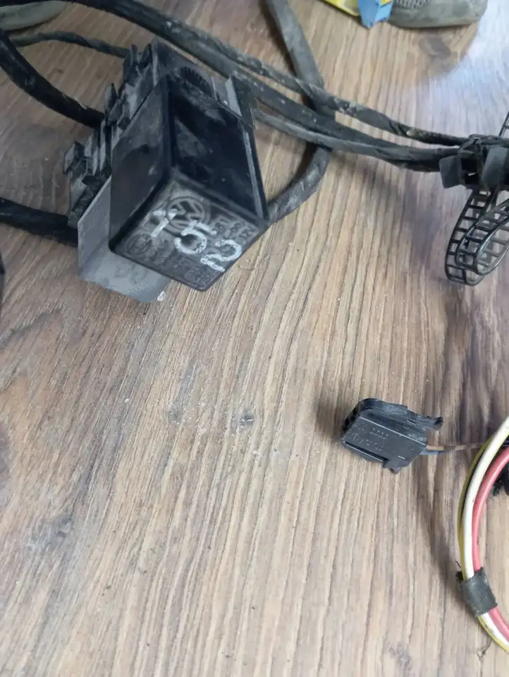 Volkswagen Transporter-Caravelle (1990 - 2003)  7D1971581N Проводка и кольцо подушки безопасности