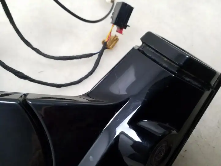 Audi e-tron (2018 - )   Видеокамера в зеркале заднего вида