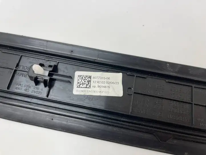 BMW 4 G22 G23 G24 G26 (2020 - ) 8077315 Отделка переднего порога — фото 5